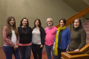 (De izq. a der.) Mónica Iglesias, Alejandra Valverde, Julieta Sganga, Sergio Rodríguez Gil (Laboratorio de Artrópodos), Carlota Vermal y Cecilia López (Oficina de Vinculación y Transferencia Tecnológica).