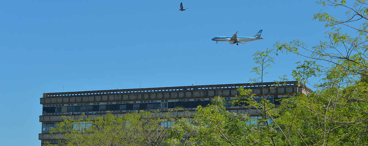 Exteriores del Pabellón 2